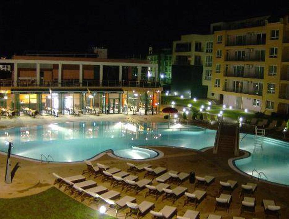 Pollo Resort Sunny Beach Exterior photo
